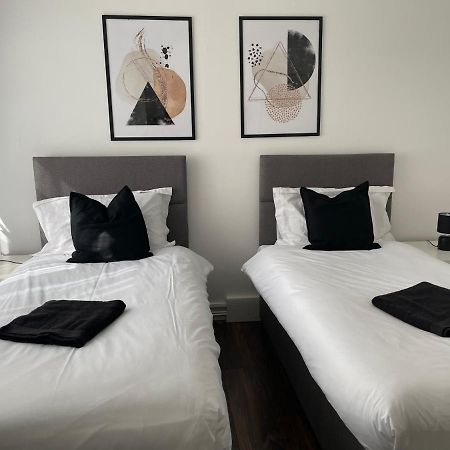 Lovely 2Bedroom 4Mins From Wimbledon Station Londres Extérieur photo