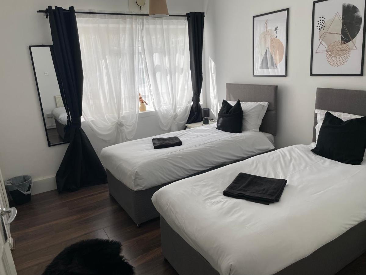 Lovely 2Bedroom 4Mins From Wimbledon Station Londres Extérieur photo