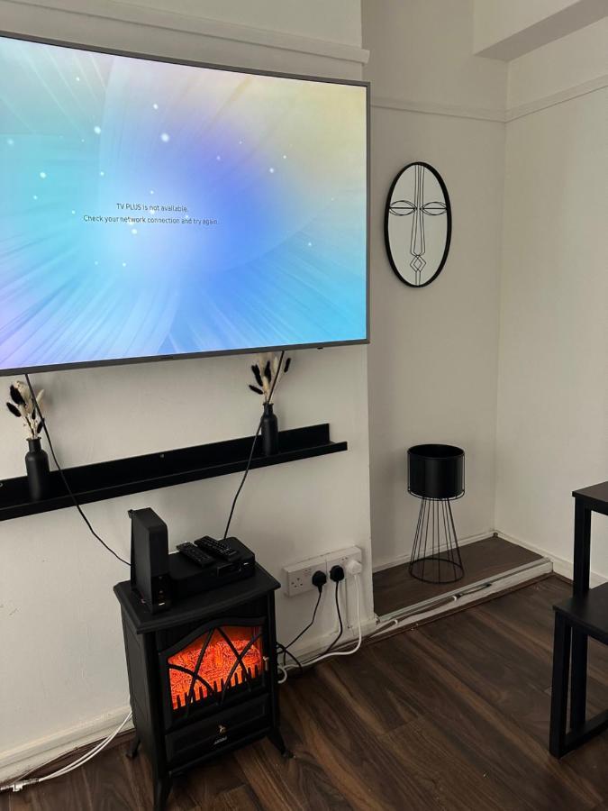 Lovely 2Bedroom 4Mins From Wimbledon Station Londres Extérieur photo